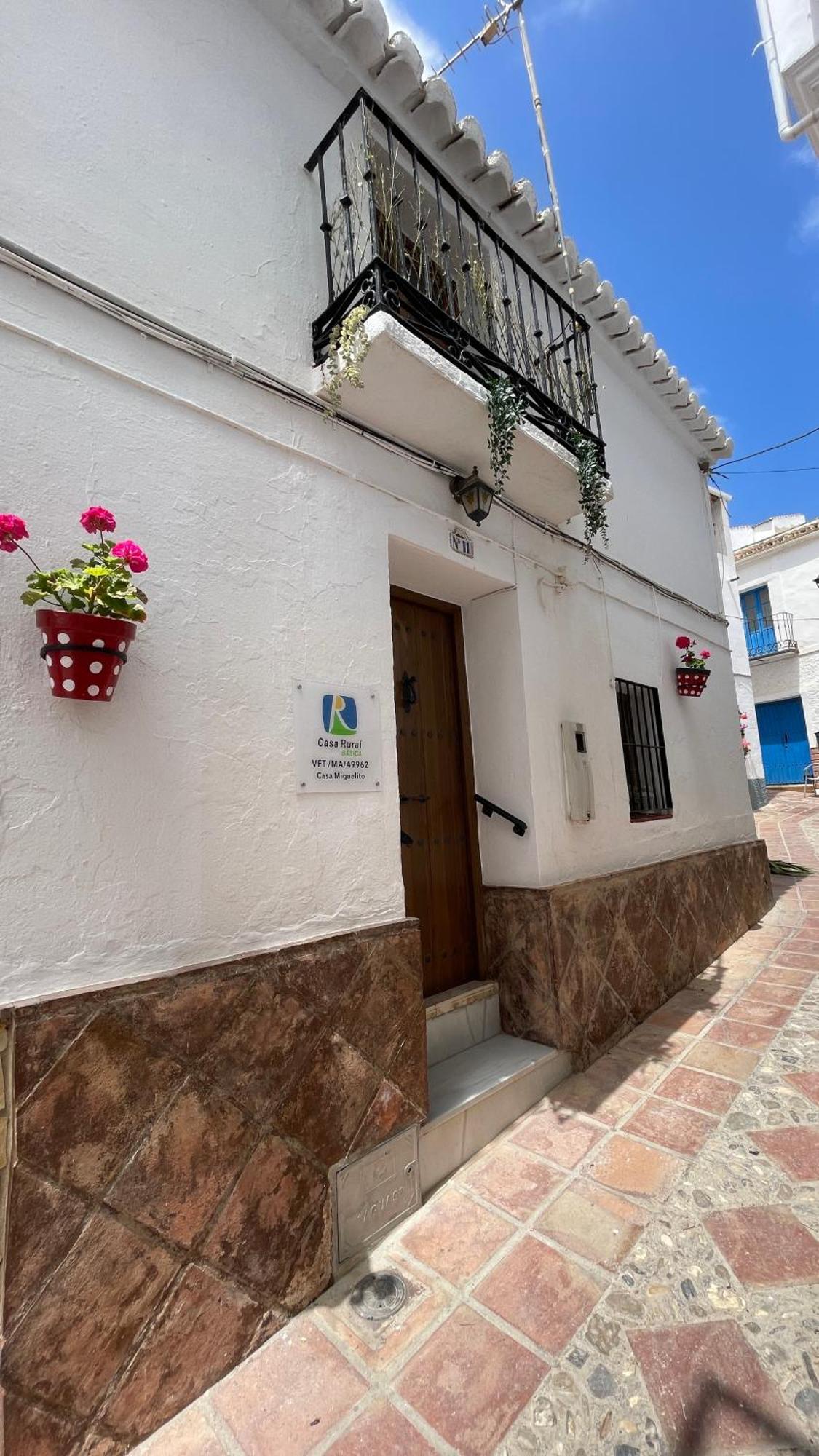 Casa Miguelito Apartment Comares Ngoại thất bức ảnh